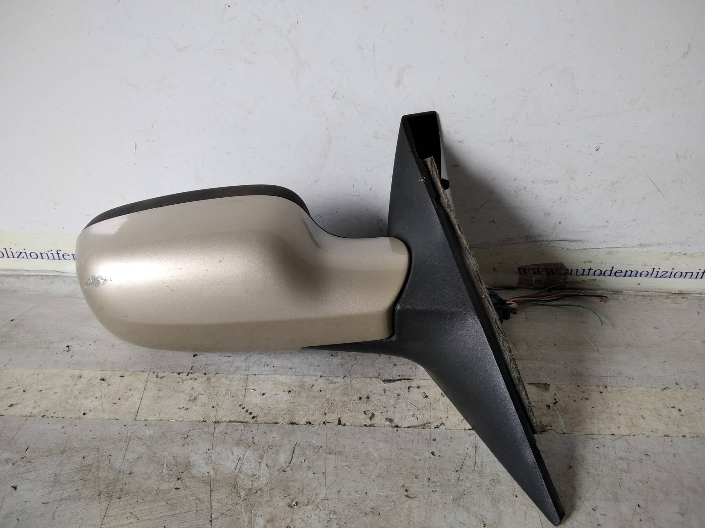 Retrovisore est. regolaz. elettr. dx.